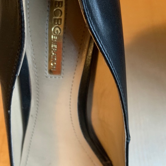 BCBGeneration platform pumps - Picture 8 of 10